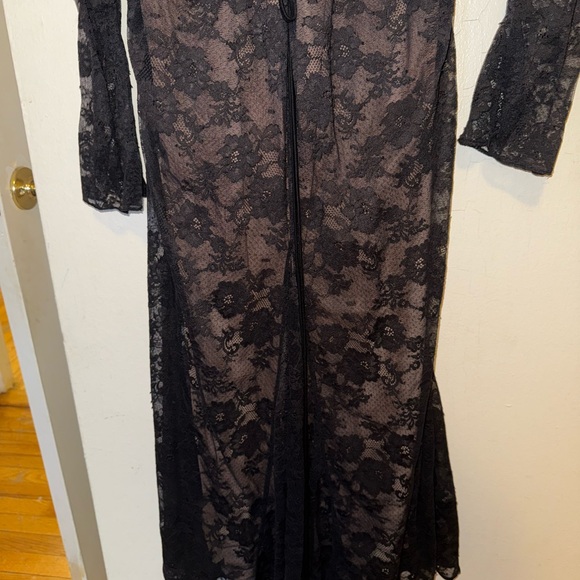 Artemis Black Lace Maxi Dress - erickpacheco.com.br Artemis Black Lace Maxi Dress - erickpacheco.com.br